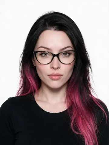 Livia Rossi - character-lock reference 1